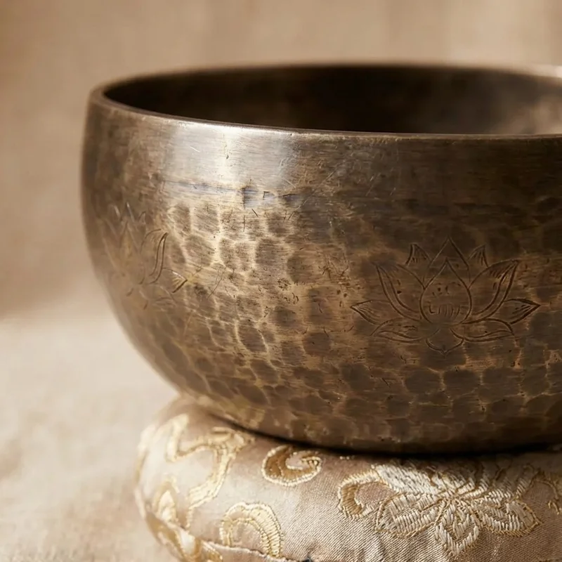 Hand-Hammered Tibetan Singing Bowl — Antique Finish 432 Hz Tuned - 3