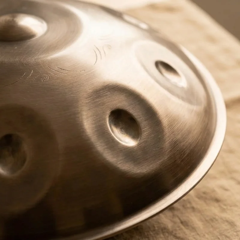 Handpan ze stali nierdzewnej — Mystic Voyage 9-nutowy Signature - 3