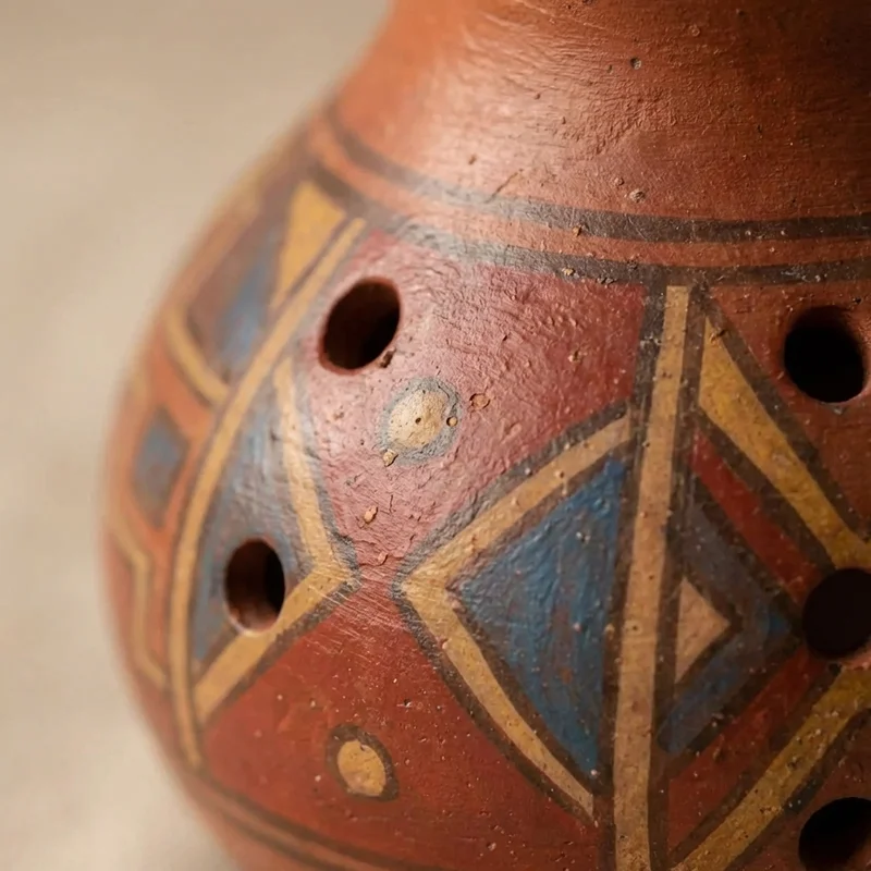 Terracotta Vessel Flute — Alto C Handpainted Peruvian Design - 3